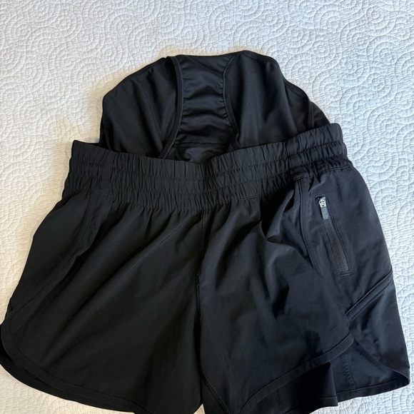 lululemon athletica Women's black trackers  Shorts size 10 - Picture 7 of 8